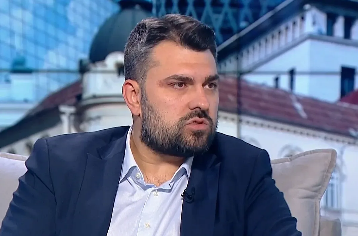 Президентската битка се разгаря, ГЕРБ крие своя ход
