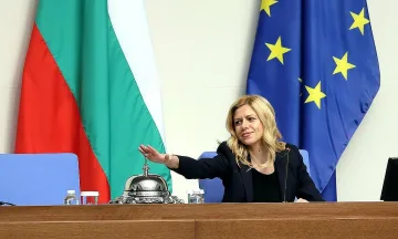 Парламентът затваря сесията с решения, които ще отекват през есента