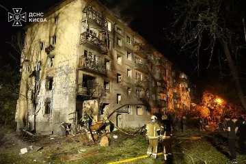 Киев осъмна под развалините на жесток руски удар