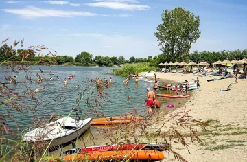 Европейска държава без море се превърна в лятно откритие за туристите