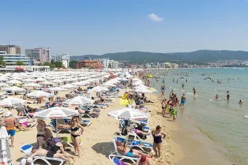 Измама на плажа в Слънчев бряг. Туристи пропищяха