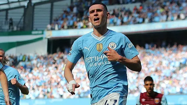 Манчестър Сити грабна 4-ата си поредна титла