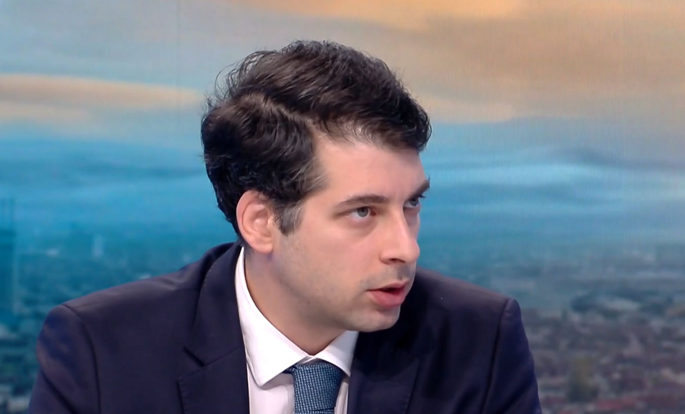 Politika правителството спасява милиарди от европа в последния момент 2026 atanas pekanov politika българия е увеличила получените средства по плана за възстановяване и устойчивост от 53% на 70% само за два месеца,... Iustitia. Bg правителството спасява милиарди от европа в последния момент 2026 2026-08-04 06:48:44 юстиция politika