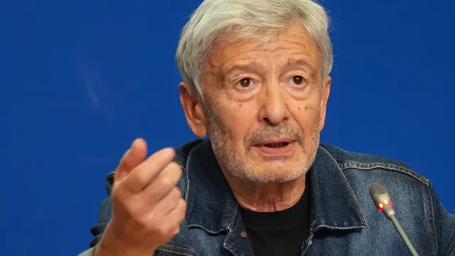 Обрат с Ириней Константинов! Пълна промяна в Театър "София"