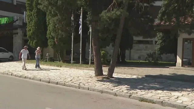 Асен Левов: Учениците провокираха персонала и минувачите още от първите дни 
