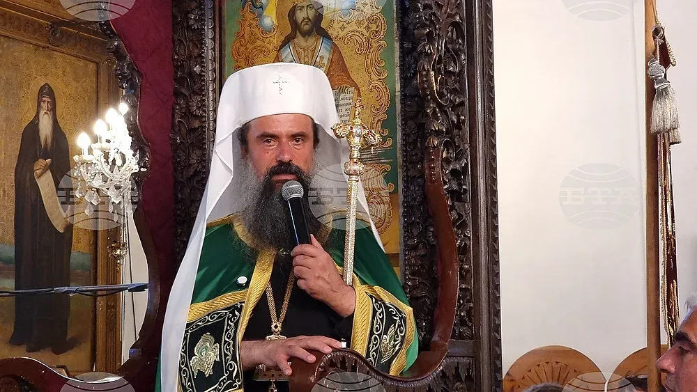 Патриарх Даниил: Чудотворната преобърна и поведе хиляди миряни