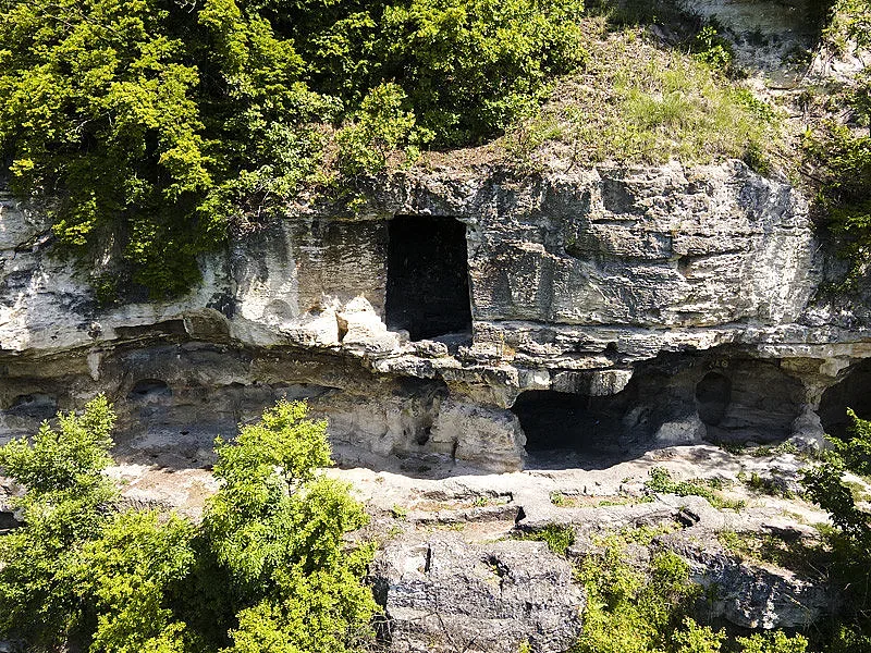 Скалният манастир, който пази тайни за имане и страшна битка