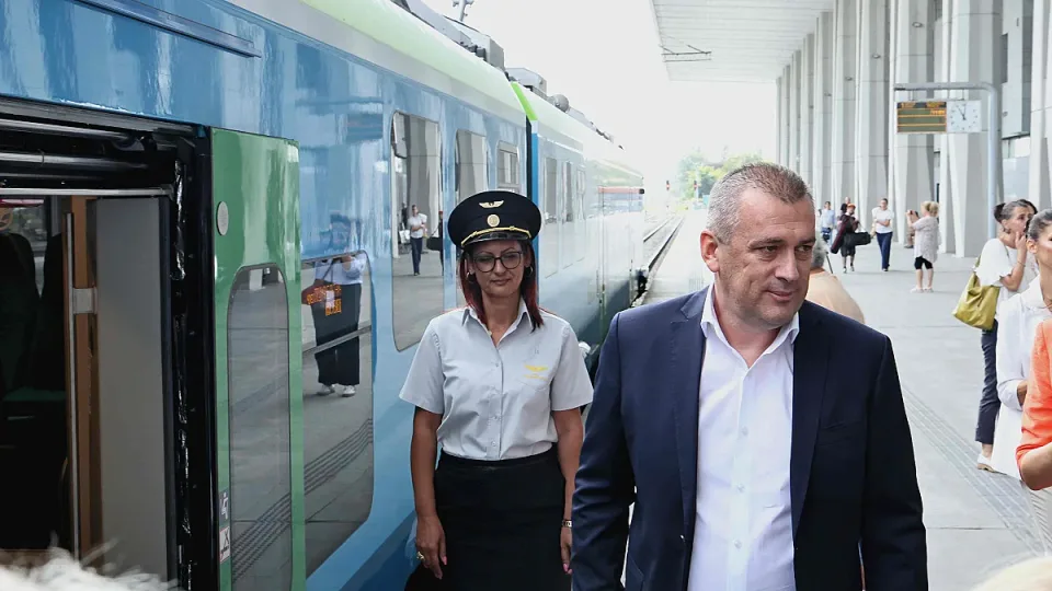 14-08-26_G.Peev_novi vlakove_exploatacia-1