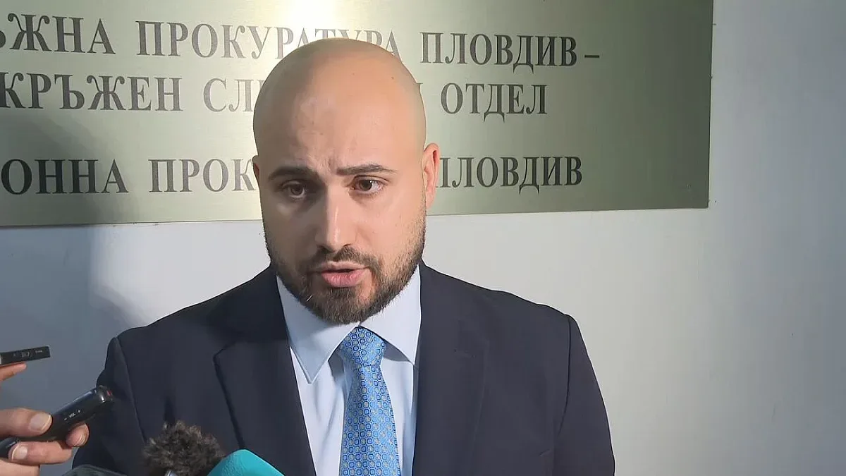 Претърсиха пловдивския клуб на "Кръв и чест". Какво откриха