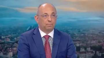 Еврото ли е виновно за скъпотията? Ники Василев с категоричен отговор