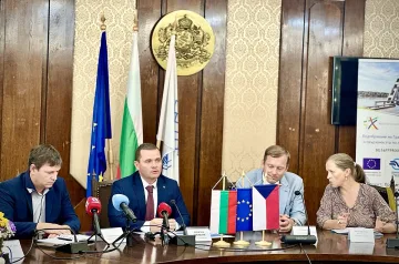 Два електрически автобуса ще свържат Русе и Гюргево по нова устойчива транспортна линия
