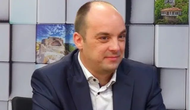 "Възраждане": България има право да знае какво ще се промени в Паметника на Шипка