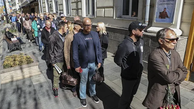Невиждани опашки в Русия. Опразниха банките