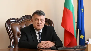 Голяма промяна в училище. Увеличават часовете по военното обучение