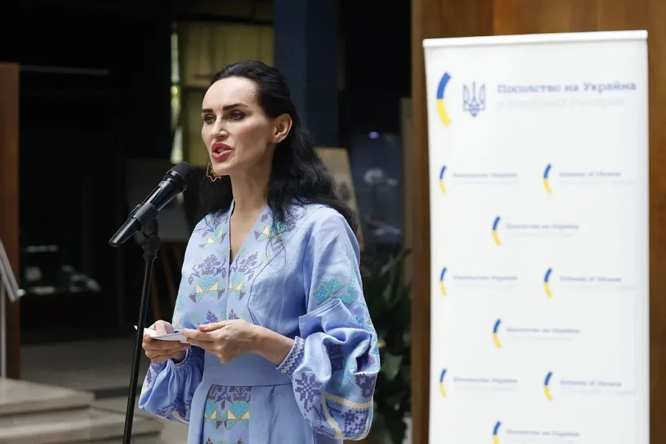 olesia-ilashchuk-izlozhba-35-godini-bgnes