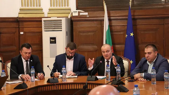 Абровски обяви нови мерки. Ограничават нелоялните търговски практики