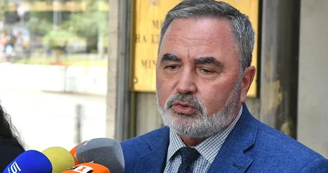 Доц. Ангел Кунчев хвърли оставка.  Не е съгласен с реформата