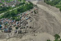 Непал преброи близо 500 жертви, а над 1400 души още са в неизвестност