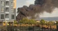 Огромен пожар във Варна. Човек с тежки изгаряния