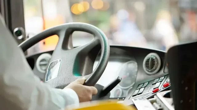 Хванаха в крачка шофьор на автобус. Прави непростимото