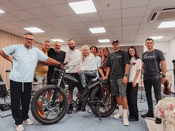 Лили Иванова лудна като малко дете. Иска същото