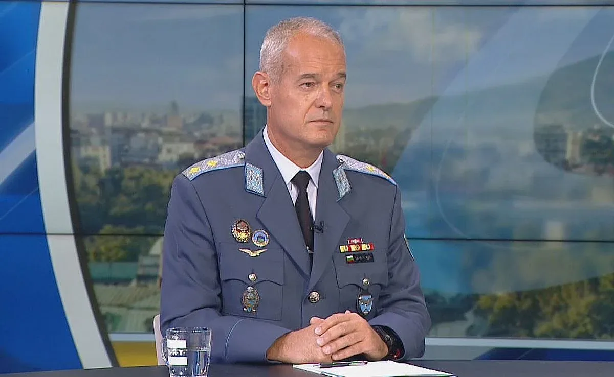 България ускорява подготовката за F-16. Целта са 32 пилоти