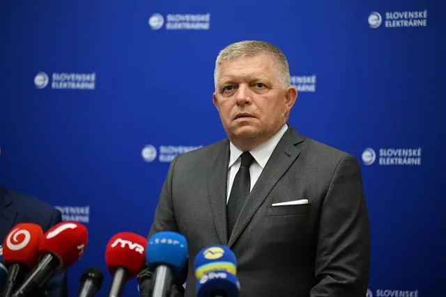Роберт Фицо идва в България за ключова среща с Радев