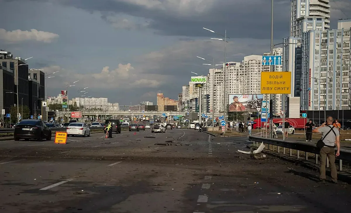 Киев горя след руска атака. Дрон порази и американски завод край столицата