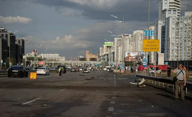 Киев горя след руска атака. Дрон порази и американски завод край столицата