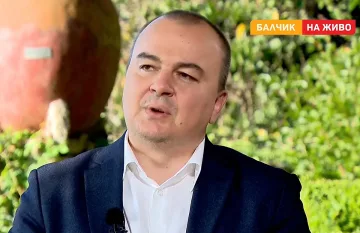 Абровски: Учим предприятията да не правят глупости