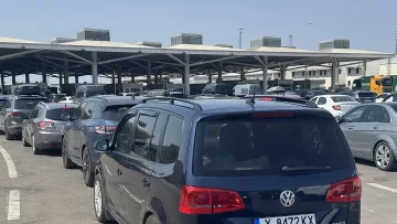 Кошмар на „Капитан Андреево“. 3 часа чакане на границата