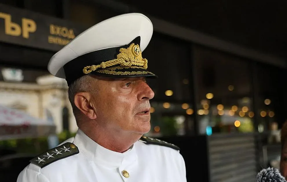 Адмирал Ефтимов: Морските пространства са среда на геополитическо и стратегическо противопоставяне