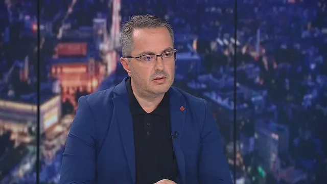До дни пада голямата неизвестна във „Възраждане“