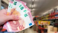 Храната поскъпва, а заплатите изостават. Къде се къса веригата?