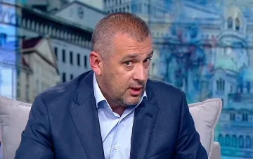 Реформа без нова мегаструктура. Пеев пренарежда контрола по пътищата
