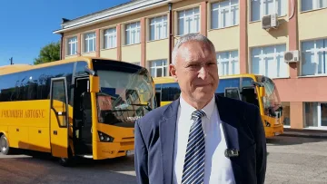 На старта на учебната година: Решават сериозни проблеми с училищните автобуси