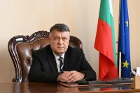Просветният министър към децата: Не се страхувайте да грешите