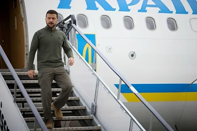 Зеленски заяви, че Русия се опитвала да атакува самолета му с дронове