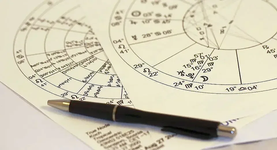 Хороскоп: Овенът успява в работата, скорпионът крои планове
