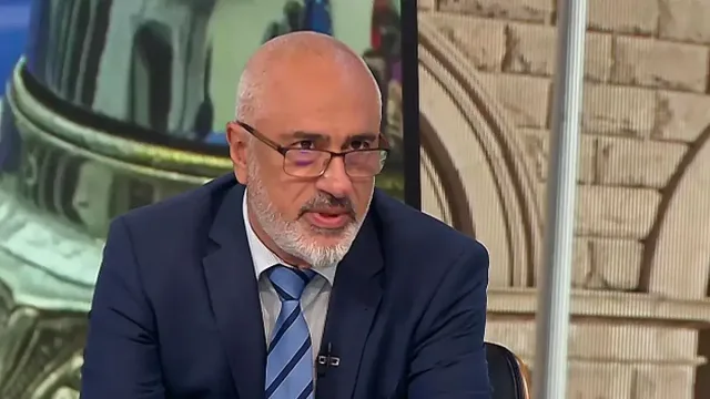 Готвят мерки срещу скъпите горива, обсъждат помощ за бедни и превозвачи