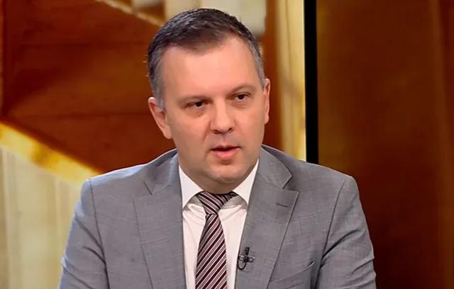 Правосъдният министър с остри въпроси! Кой даде парите за "Петрохан"