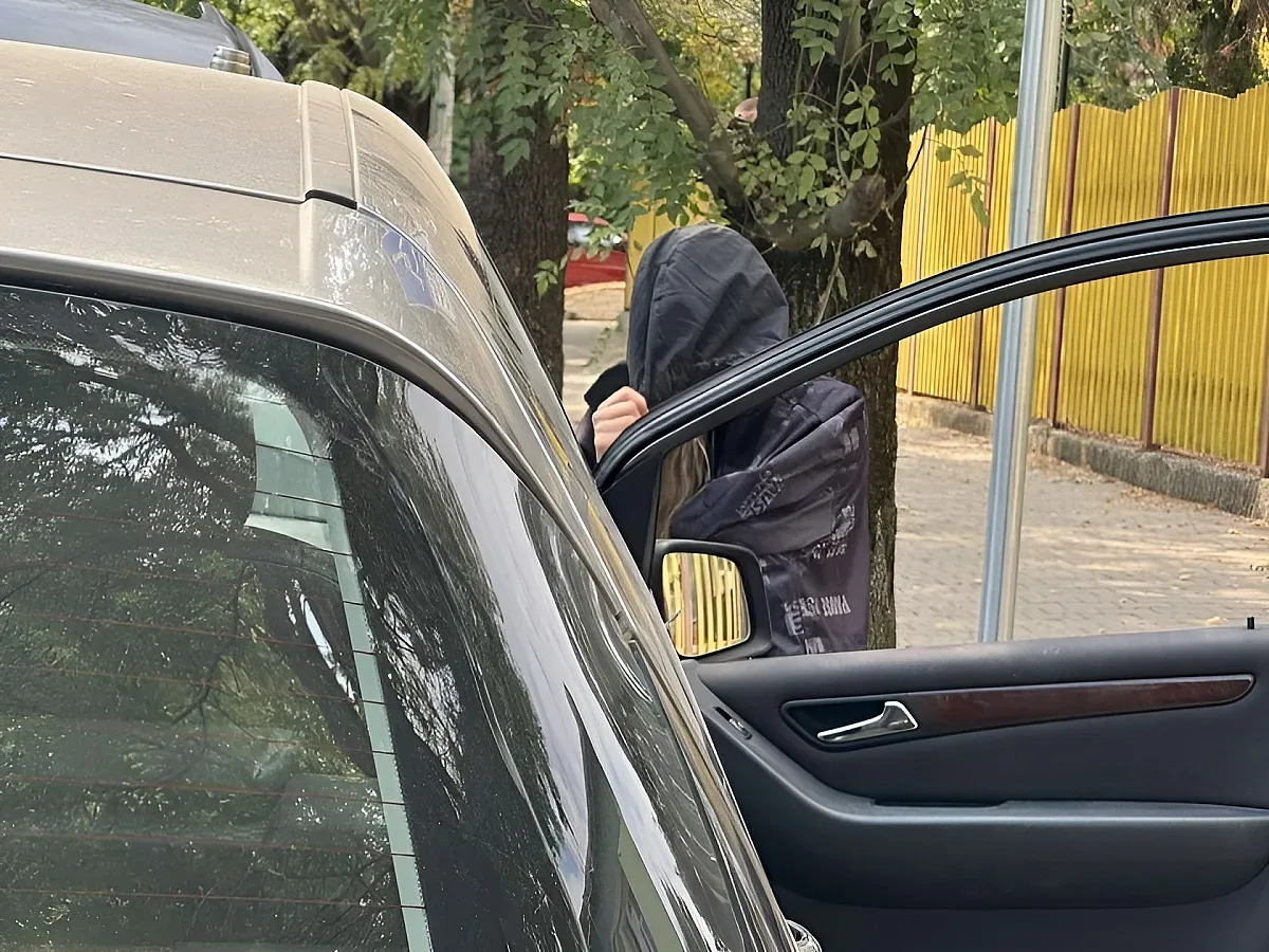 Дрога пред детска градина в София. Задържаха майка на две деца