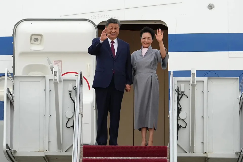 trump-xi-wash-posreshtane-ap-02