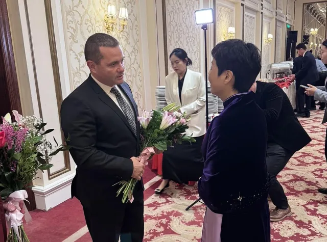Пенчо Милков беше сред официалните гости на приема по повод националния празник на Китай