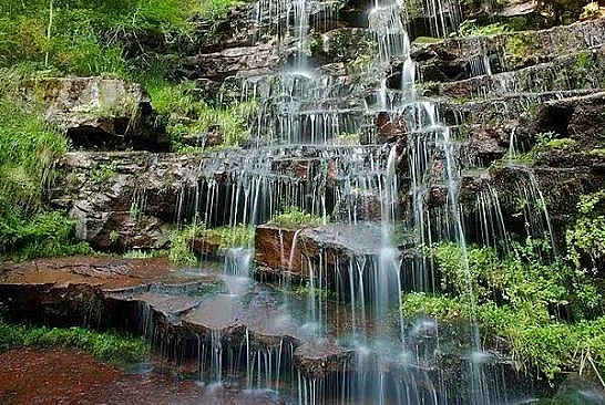 Столицата на водопадите е само на 3 часа от София