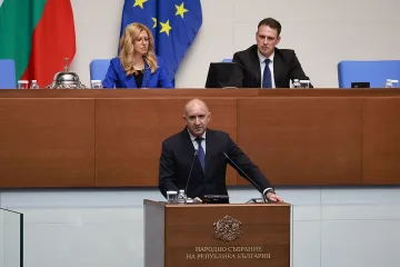 Радев отсече за Шипка: Паметникът е светиня, ремонтът няма да го промени