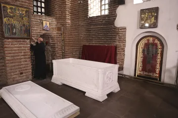 Исторически ден: Саркофагът на цар Самуил е готов, утре полагат останките му 