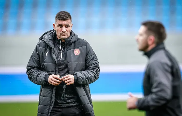 Положението с националите ни става катастрофално