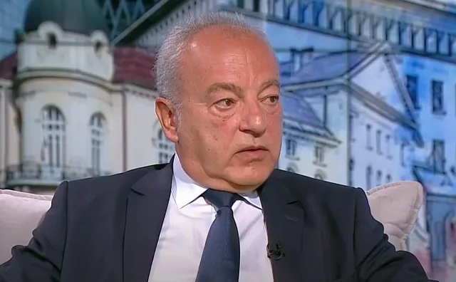 Донев сложи картите на масата за парите на държавата