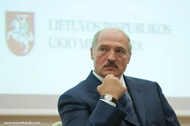 Златният часовник на Лукашенко привлече внимание. Цената му е впечатляваща
